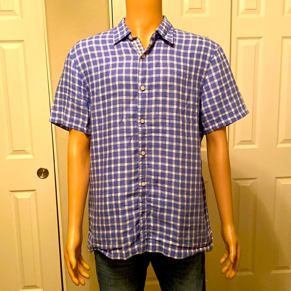 Short sleeve dress shirt